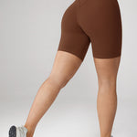 Women's Hugcurve No Front Seam Biker Shorts 6" Mocha Cocoa