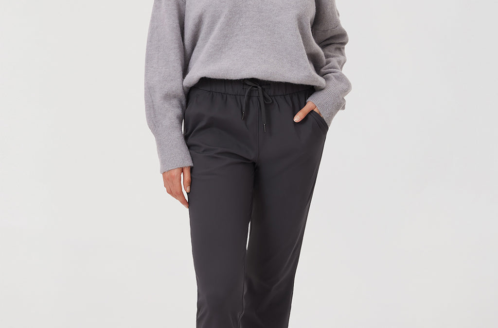 Women's Stretch Drawstring 7/8 Pants with Pockets 27'' Coffee Brown